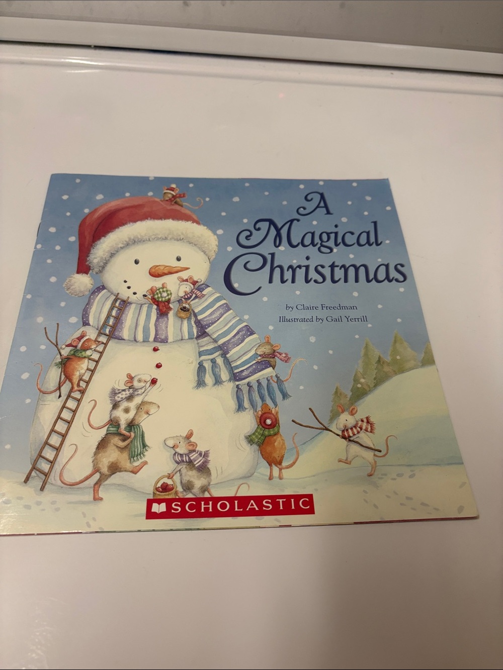 4/$2Scholastic A Magical Christmas Picture Book — Snowman with Red Hat